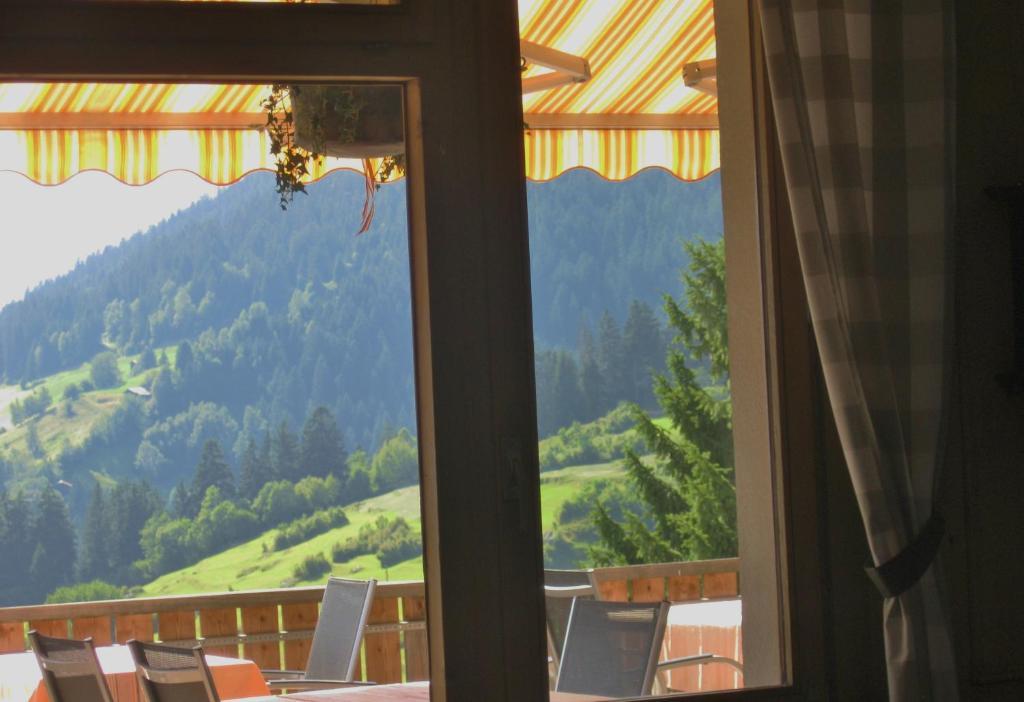 Hotel Kistenpass Breíl Zewnętrze zdjęcie